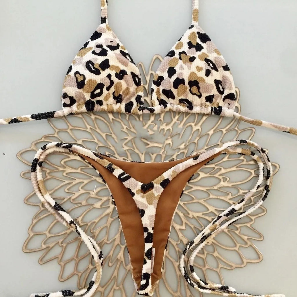 Women's printed nylon bikini swimsuit with cotton lining in briefs style