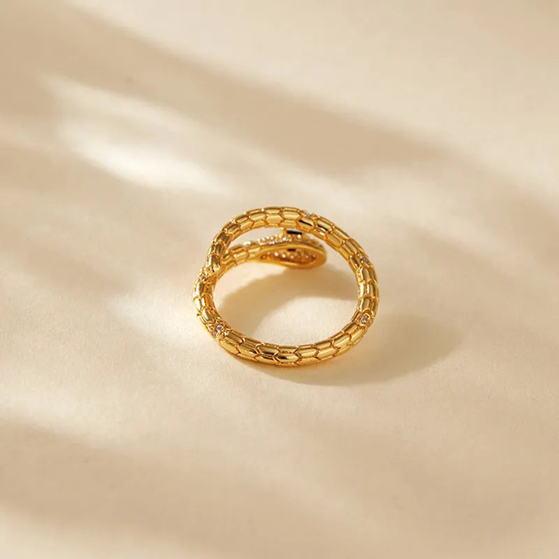 Snake-shaped adjustable index finger ring with gold plating and open mouth design
