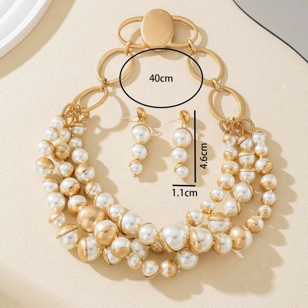 Women's imitation pearl necklace with magnetic snap, mother pearl shell pendant, two-ring 45cm option shown on model
