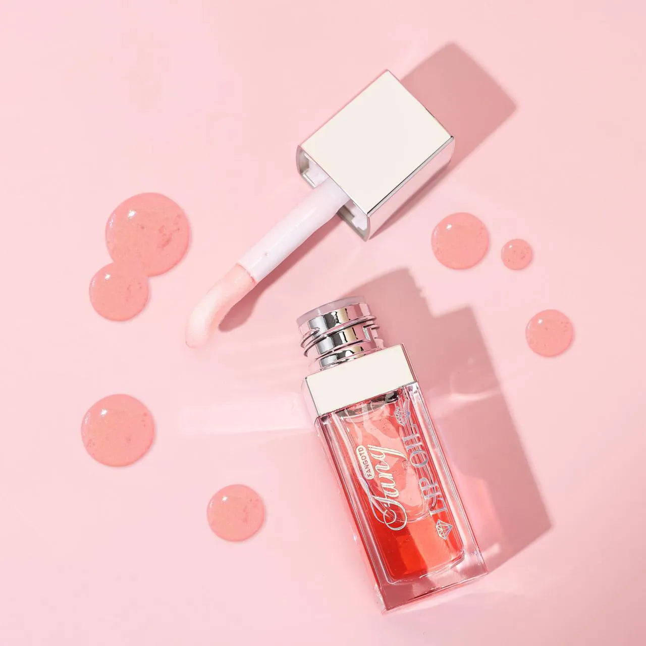 Five shades of bright lip gloss mint lipstick with moisturising and repairing properties