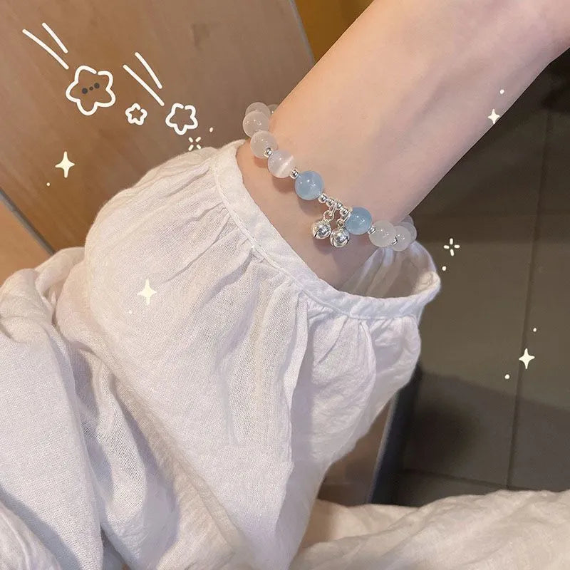 Chinese style glass bamboo leaf bracelet for women with manual craft details.