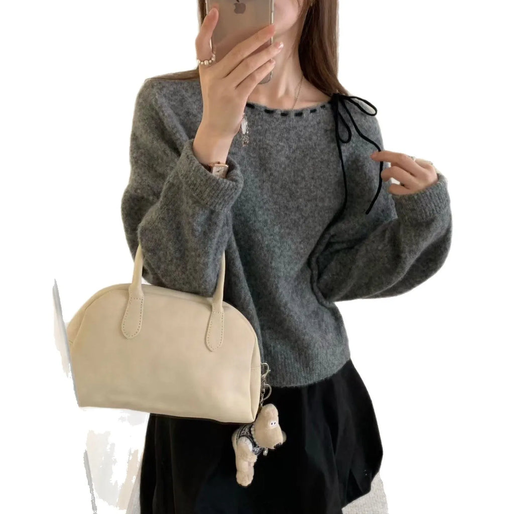 Women's loose-fitting grey knitwear pullover made from regenerated cellulose fibre
