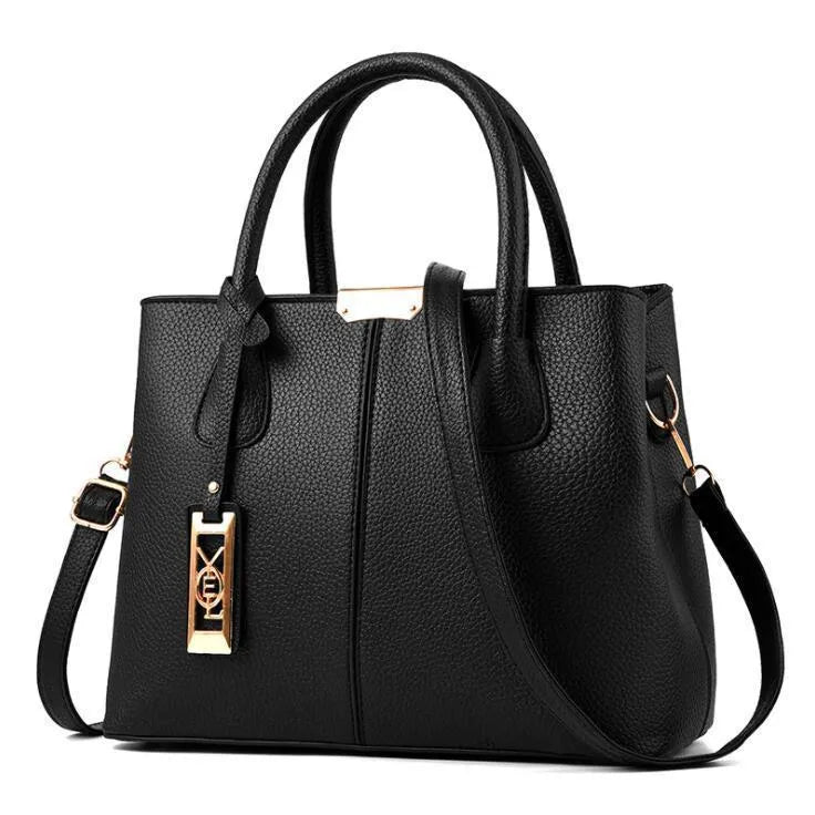 Large capacity women's fashion handbag in soft PU leather with square shape and single shoulder strap