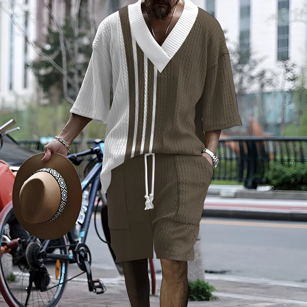 Men's printed knitted short-sleeve shorts suit with drop-shoulder design in chemical fibre blend fabric