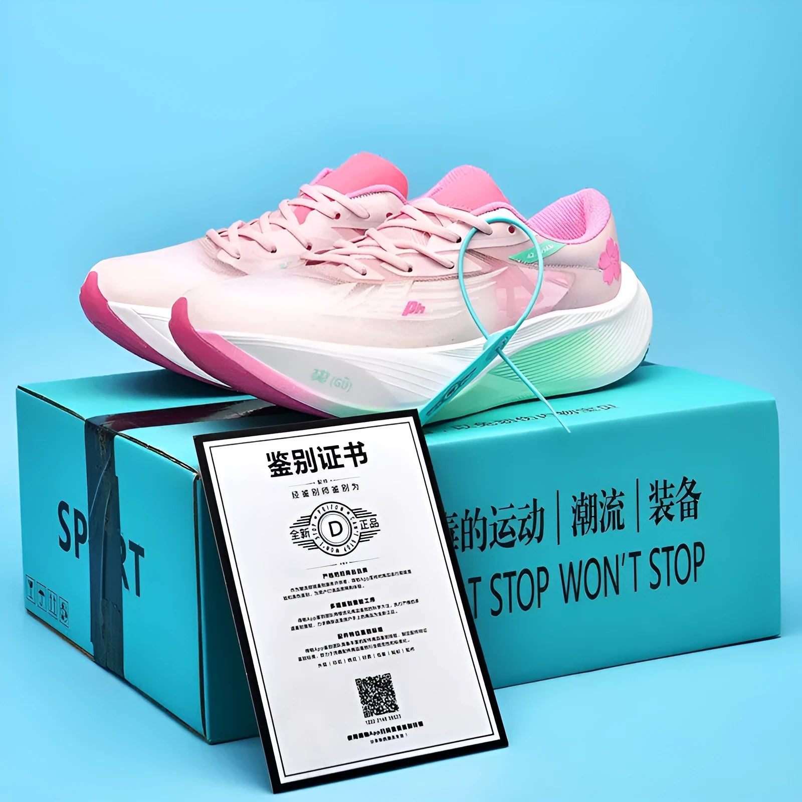 Low-top racing sneakers with carbon plate, PU mesh upper, and natural rubber sole in multiple colours