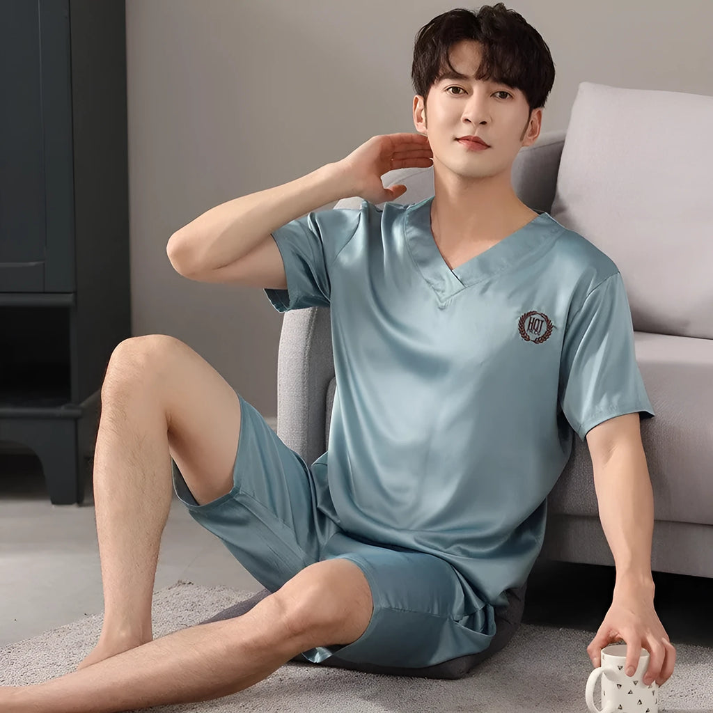 Men's loose-fitting ice silk pyjama set with short-sleeved shirt and shorts in various colour options