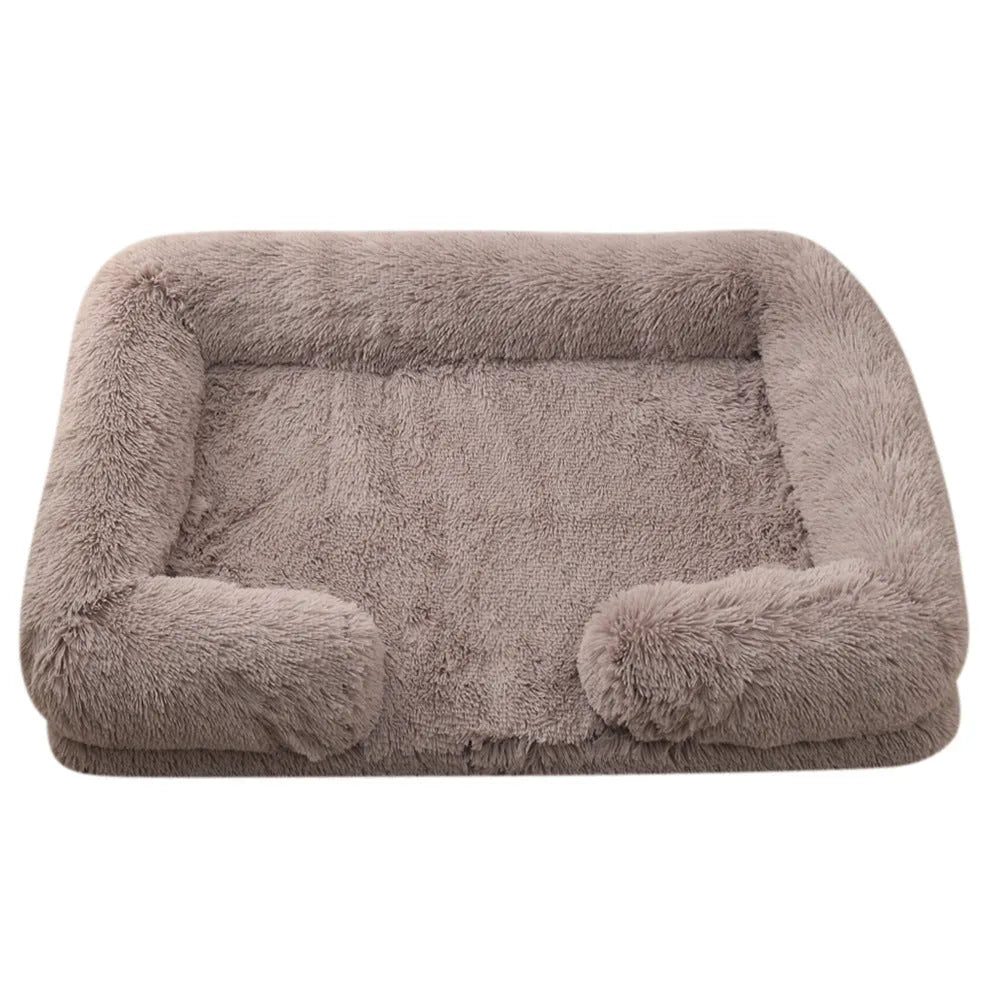 Plush round dog bed in beige brown with inner sleeve, suitable for small to large dogs