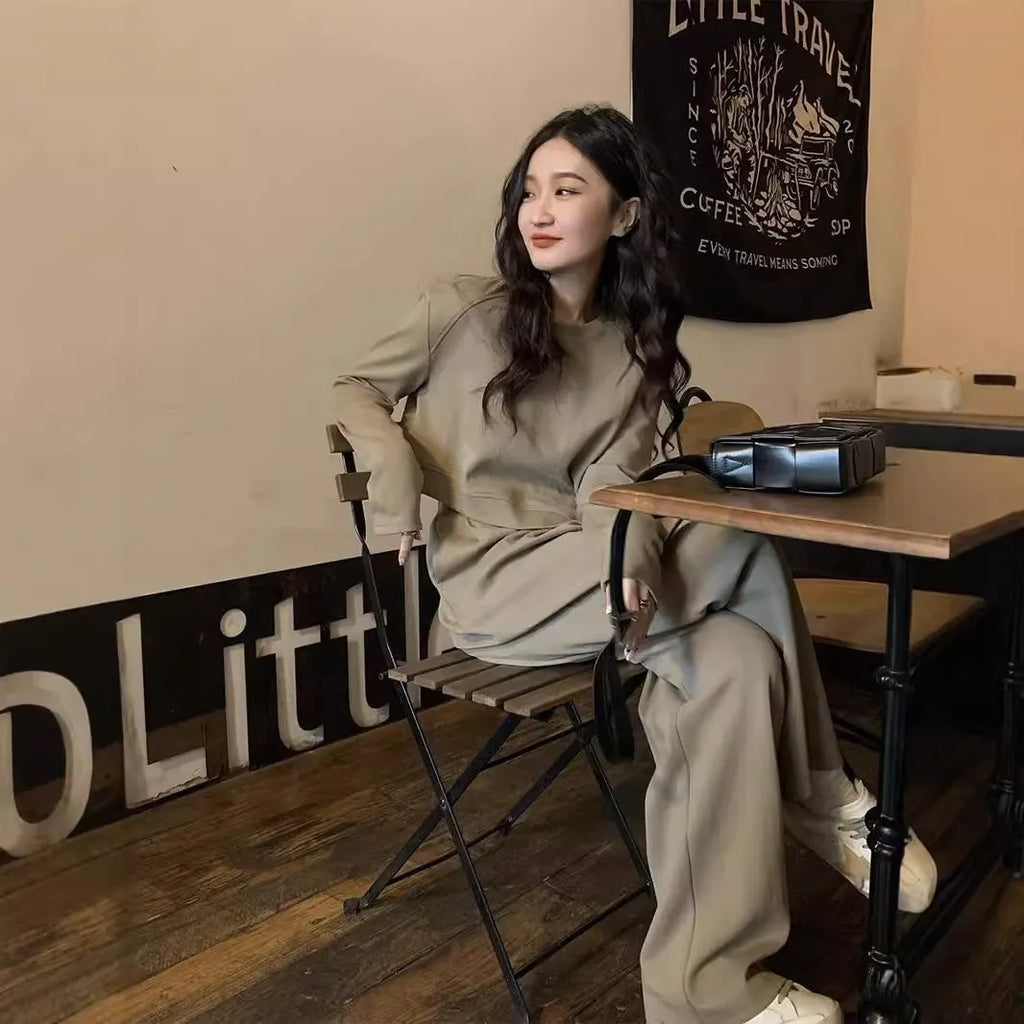 Women's khaki casual sports suit two-piece set with loose fit design and Japanese Korean styling