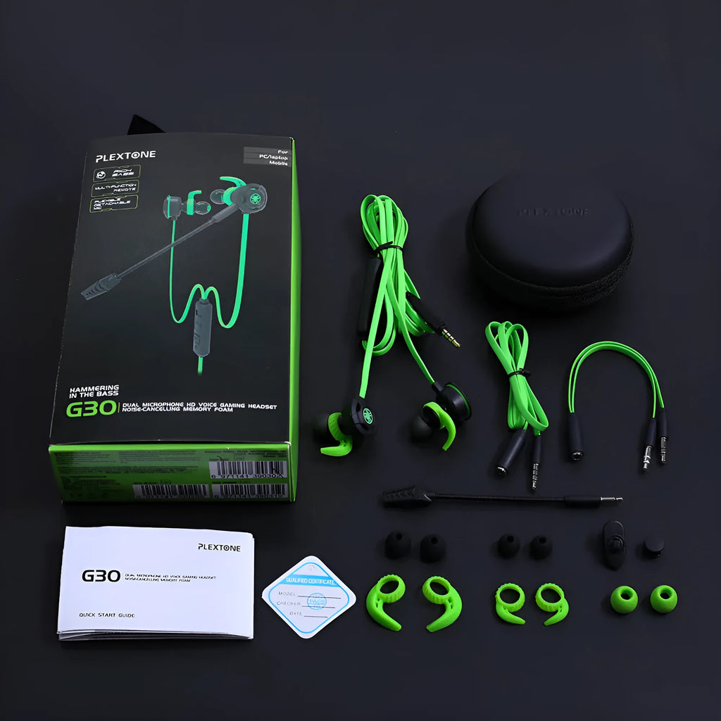Shuangmai wired in-ear computer gaming headset in black, green and red colours with 1.5cm cable