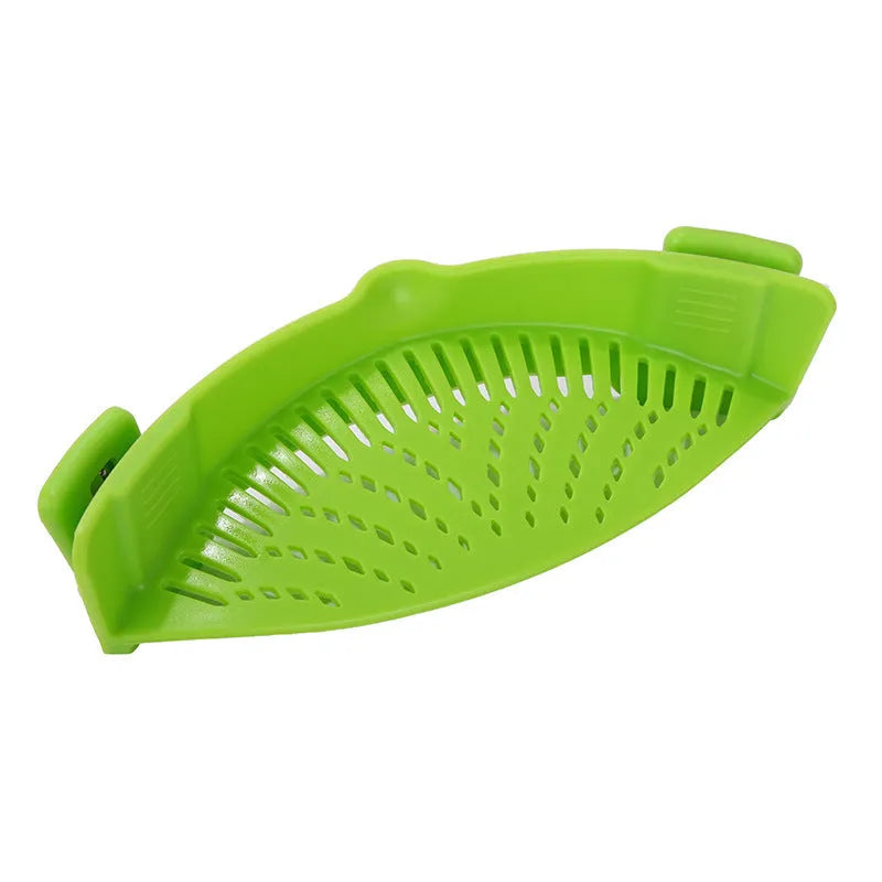 Silicone clip-on kitchen strainer with stainless steel mesh attached to cooking pot