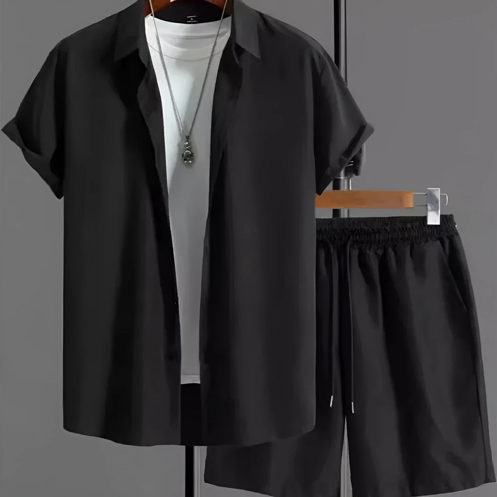 Jacquard fabric short sleeve suit set with matching shorts in a solid colour.