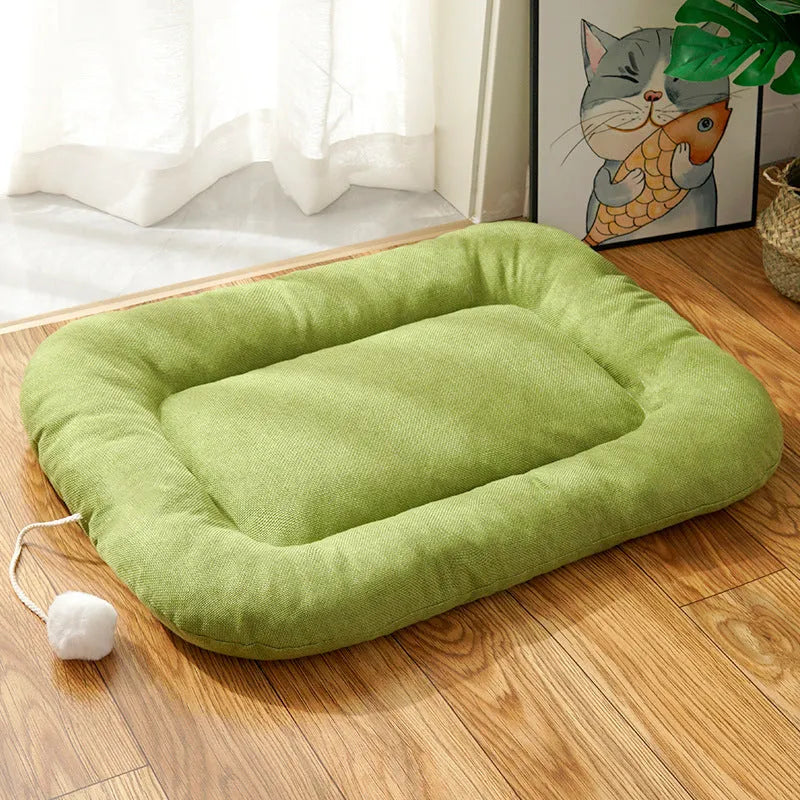 Universal pet cooling cushion in brown, size L 40x60cm for pets up to 7.5kg, summer heat relief mat