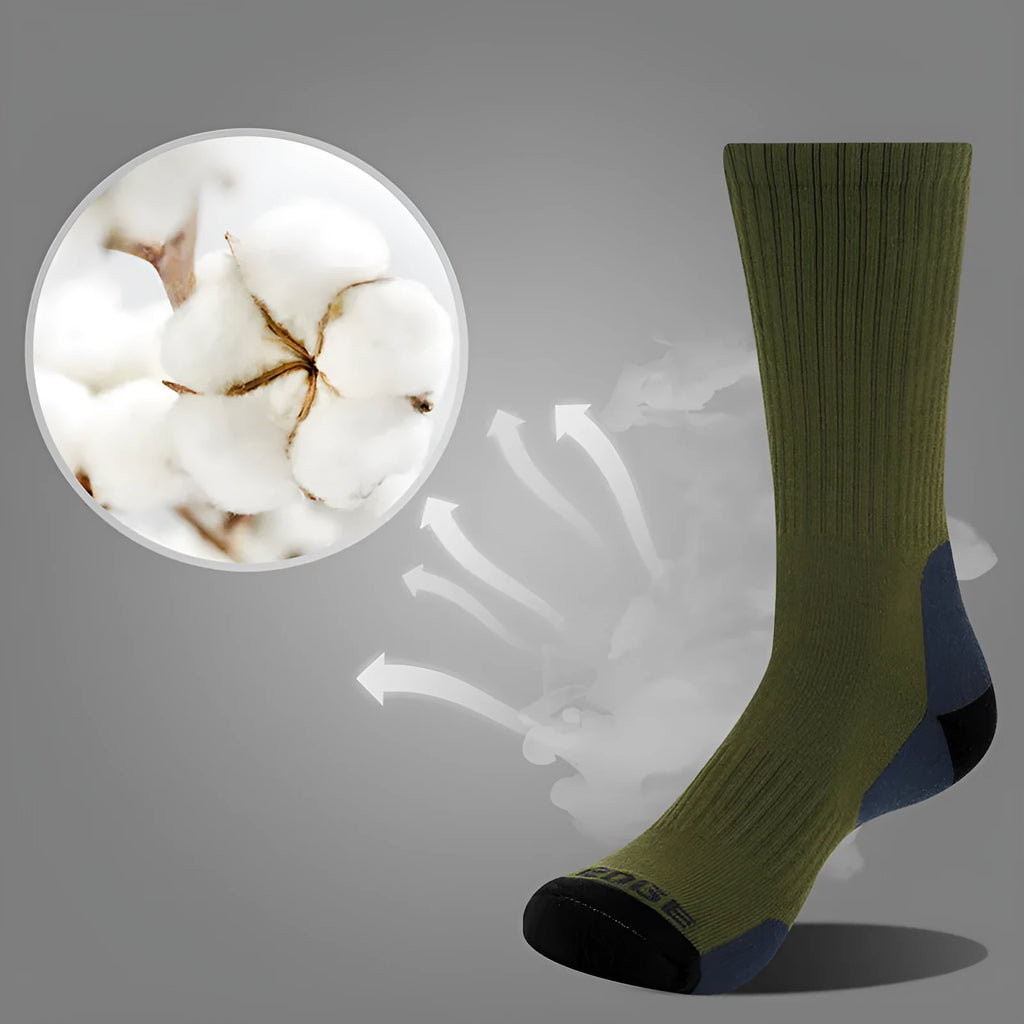 Men's medium tube combed cotton sports socks in black colour
