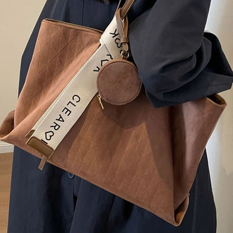 Large horizontal polyester shoulder tote bag with internal zipped compartment in four colour options