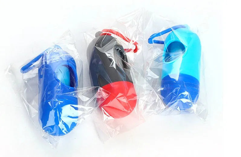 Roll of coloured plastic pet waste bags showing size of 22.5cm by 30cm.