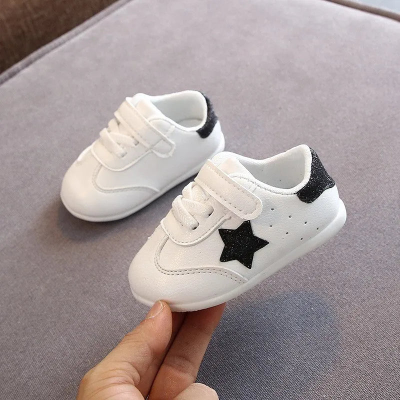 Toddler soft sole shoes with Velcro fastening, Korean embroidery, in white black colourway