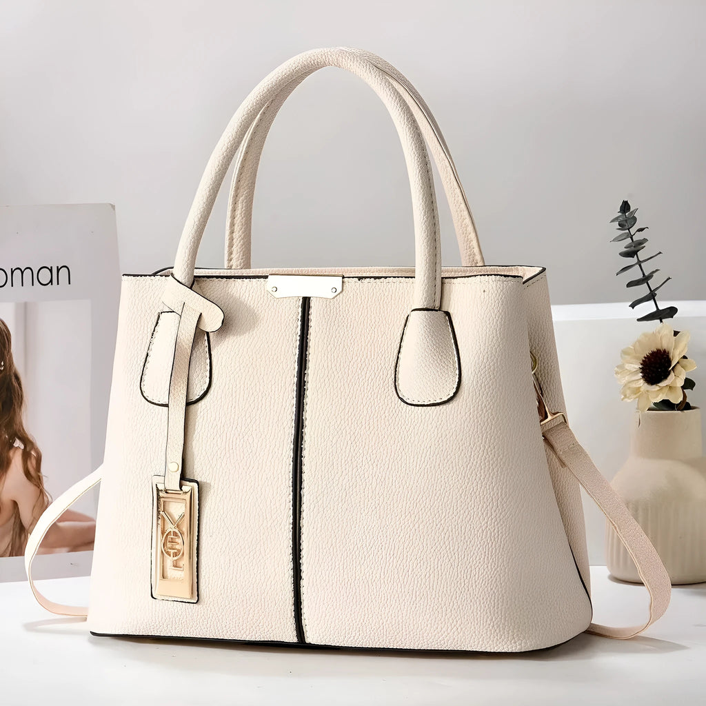 Large capacity women's fashion handbag in soft PU leather with square shape and single shoulder strap