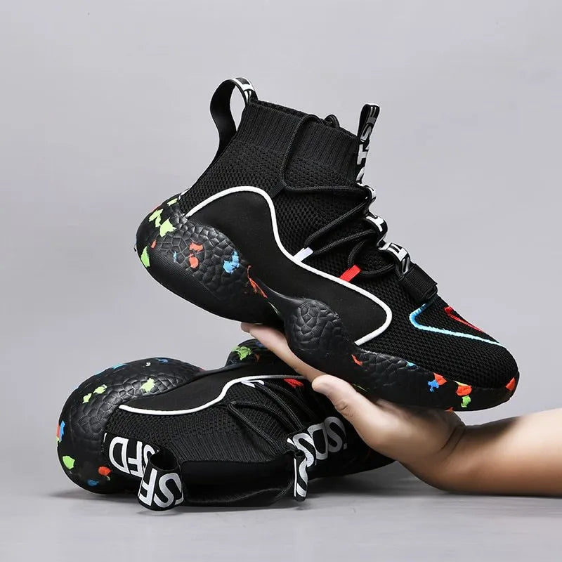 Men's camouflage pattern vulcanised sneakers with mesh upper and flat rubber sole