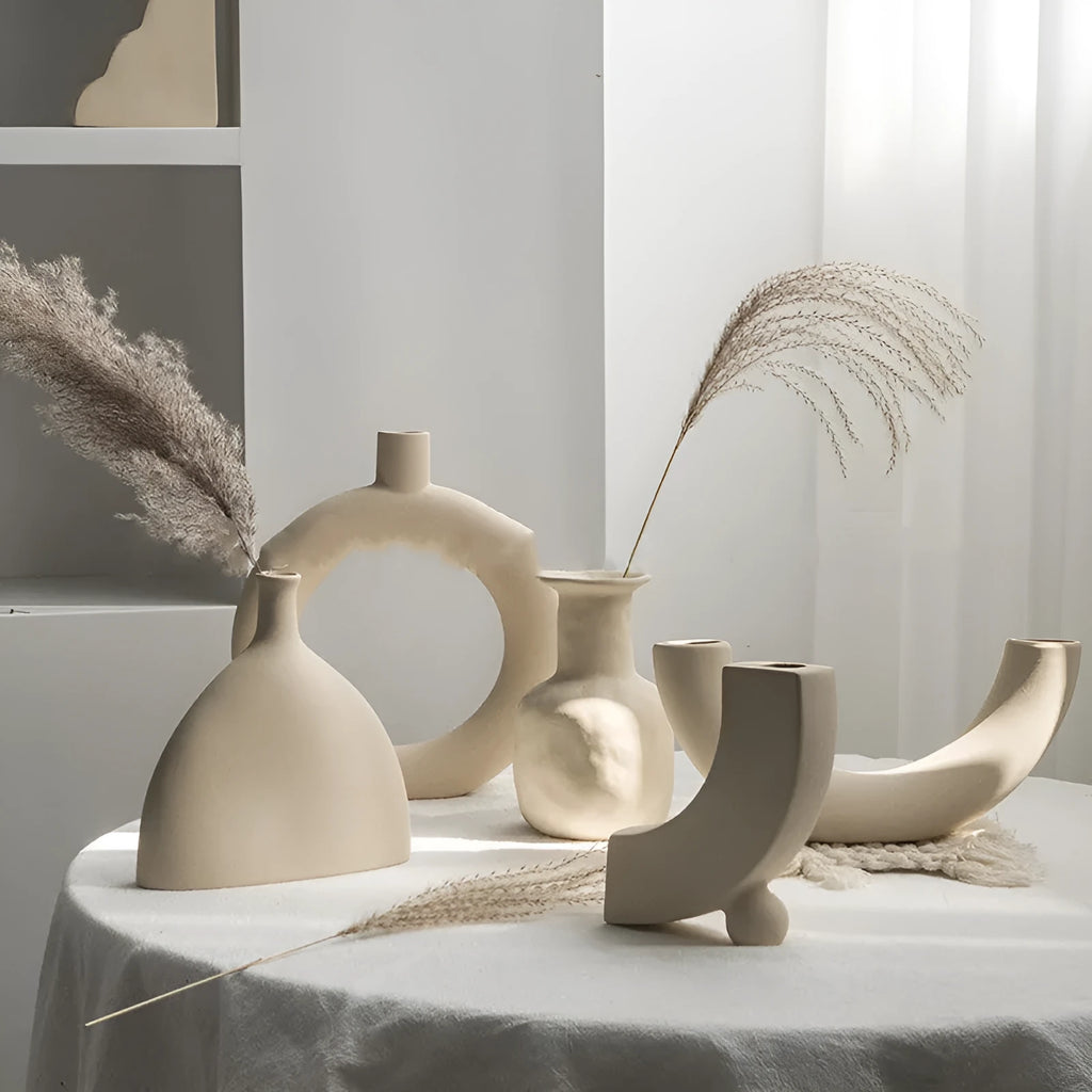 Matte unglazed ceramic table vase for dry flower arrangements Nordic home decoration ornament