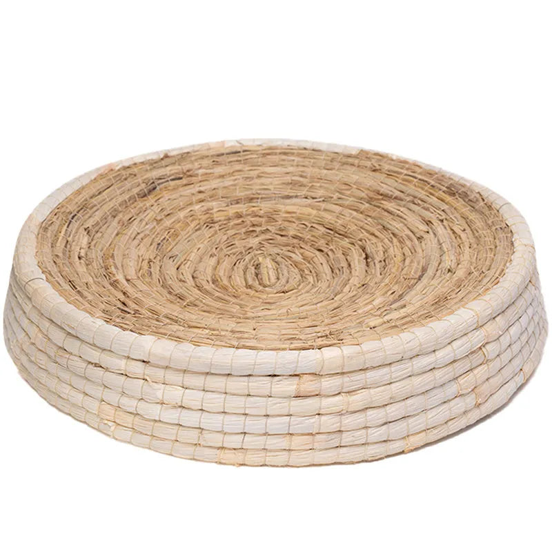 Straw and corn husk cat bed with 35cm caliber, wok-style felt house shape for indoor cats