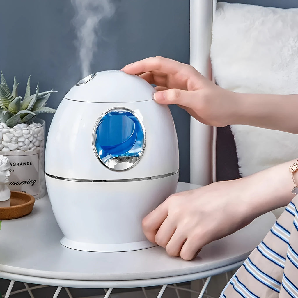 White round aromatherapy humidifier with USB cable and 205mm height