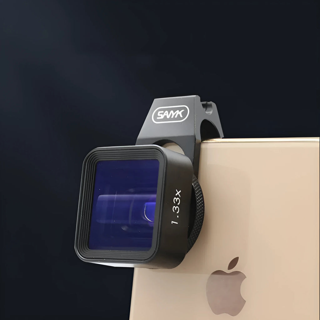 Black Sanyk 1.33x anamorphic widecreen lens for mobile phones on a dark background.