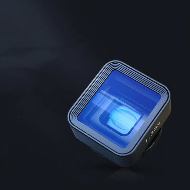 Black Sanyk 1.33x anamorphic widecreen lens for mobile phones on a dark background.