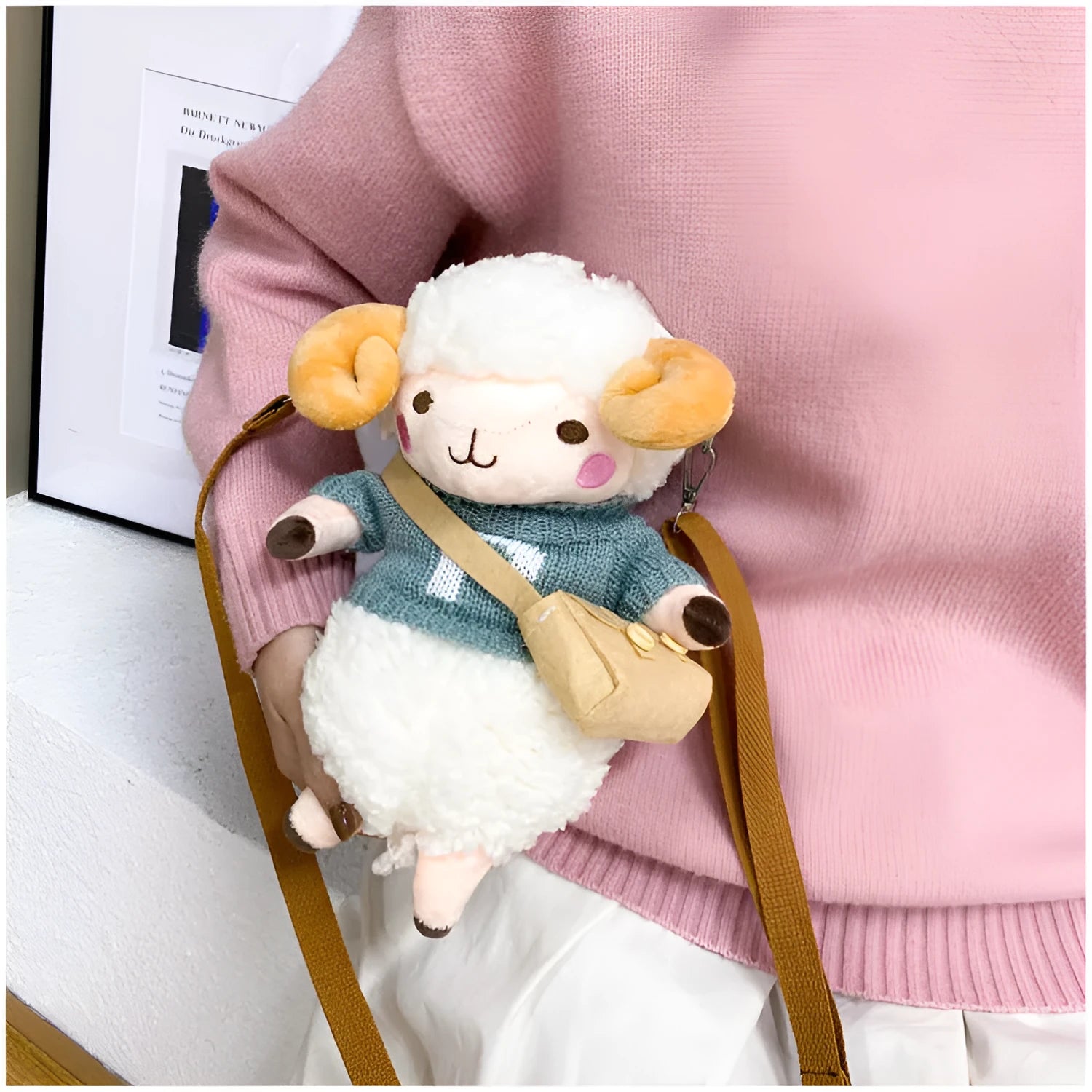 Little sheep plush crossbody bag in small square design with lamb pattern