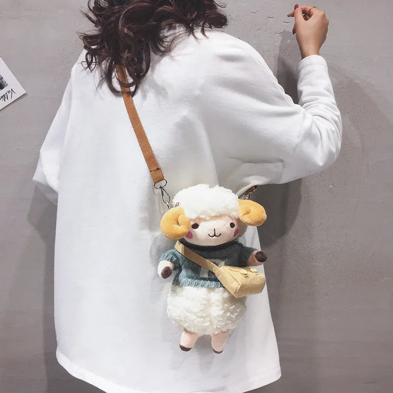 Little sheep plush crossbody bag in small square design with lamb pattern