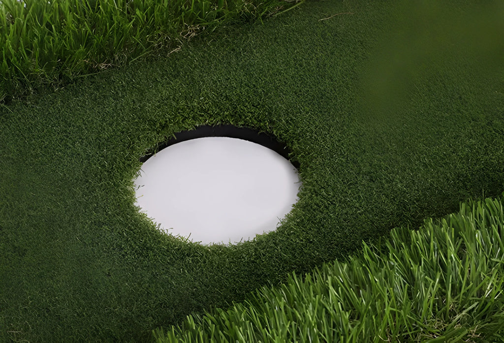 Green golf training mat with PP artificial grass surface and EVA foam base for indoor and outdoor practice