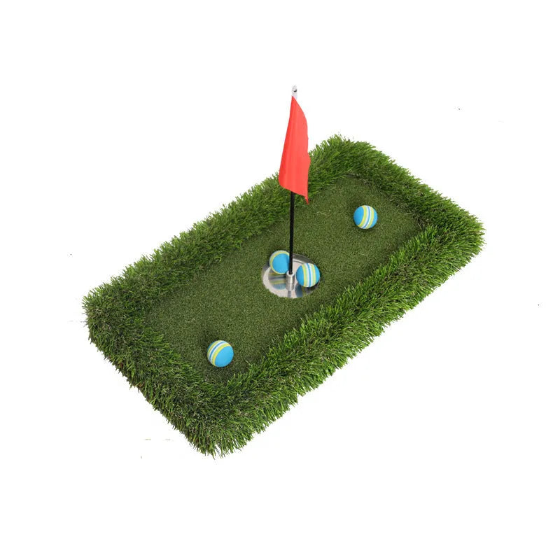 Green golf training mat with PP artificial grass surface and EVA foam base for indoor and outdoor practice