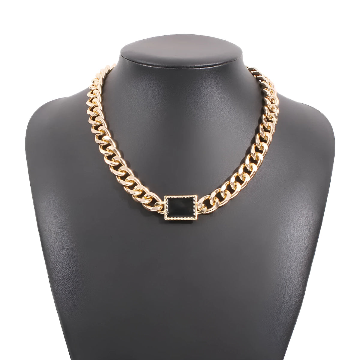 Gold geometric alloy necklace for women, adjustable 21-50cm circumference, pendant-free design on white background