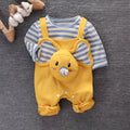 Baby two-piece suit in creamy white with elephant pattern, 95% cotton round neck design