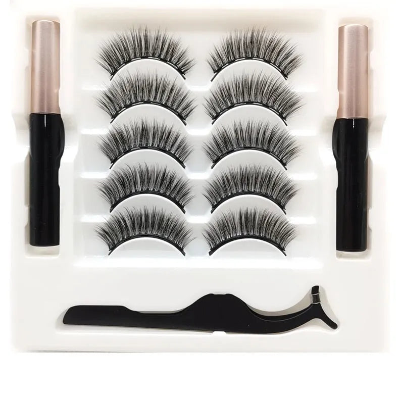 Black magnetic false eyelashes and dual-purpose eyeliner set with five magnetic points.