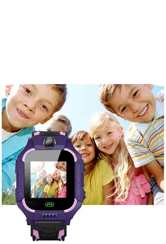 Z6 Q19 children's smart phone watch with touch screen in green, purple, or red colour options