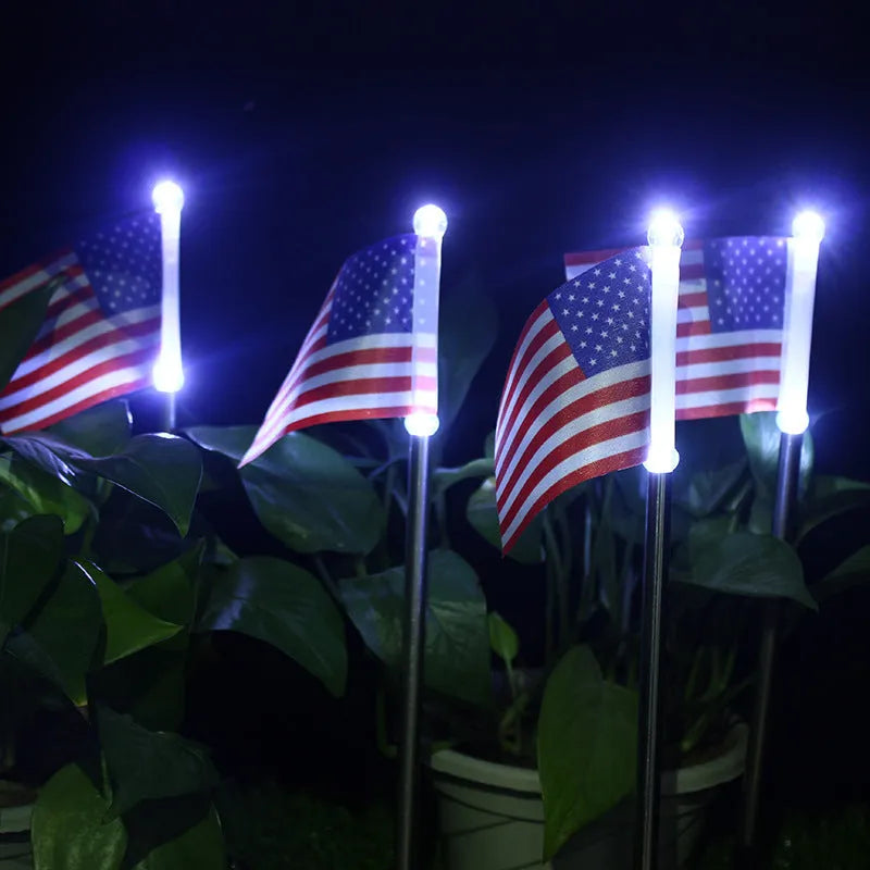 34 cm solar-powered LED garden flag light in American or British flag design with waterproof fabric