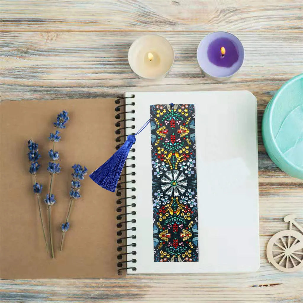 Leather diamond painting bookmark with mandala flower pattern in special-shaped diamond embroidery