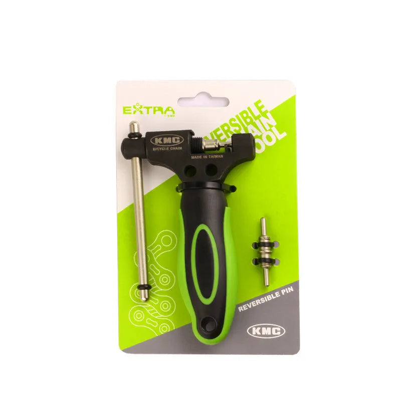 Green steel bicycle chain tool with double shaft chaining device