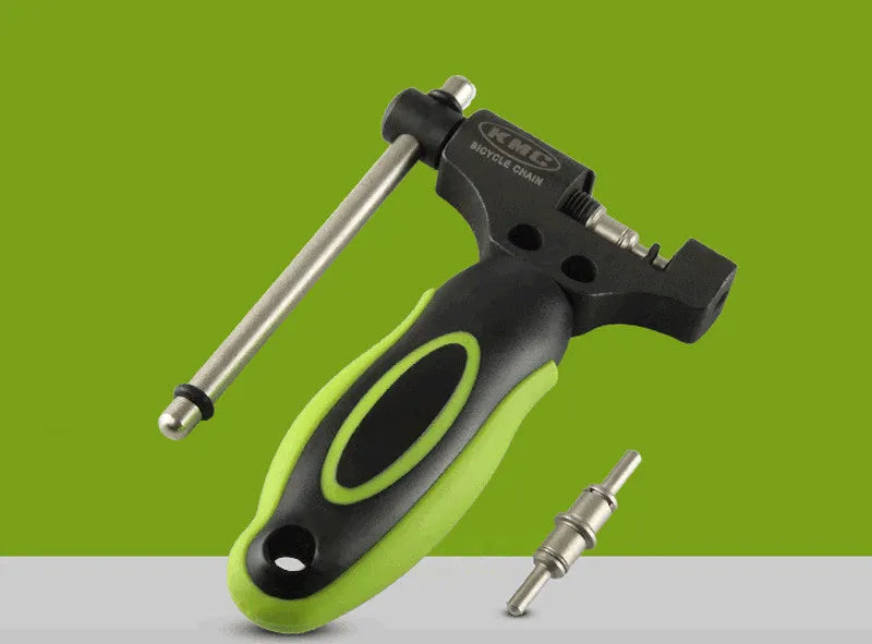 Green steel bicycle chain tool with double shaft chaining device