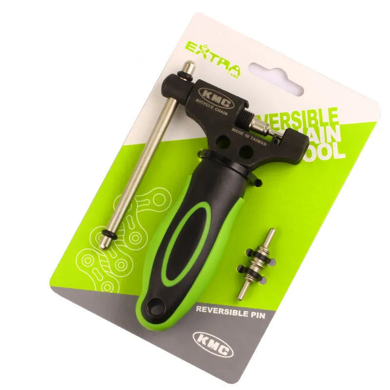 Green steel bicycle chain tool with double shaft chaining device