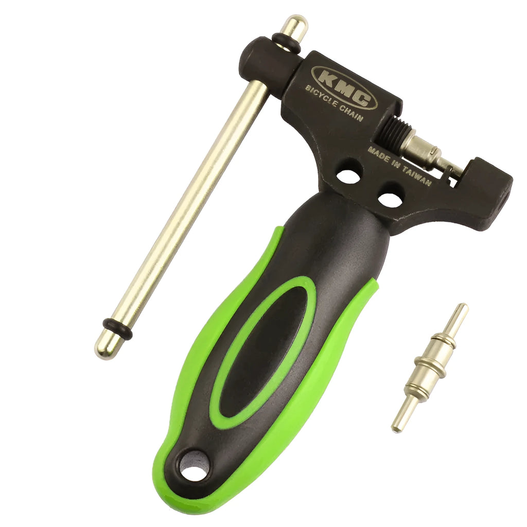 Green steel bicycle chain tool with double shaft chaining device