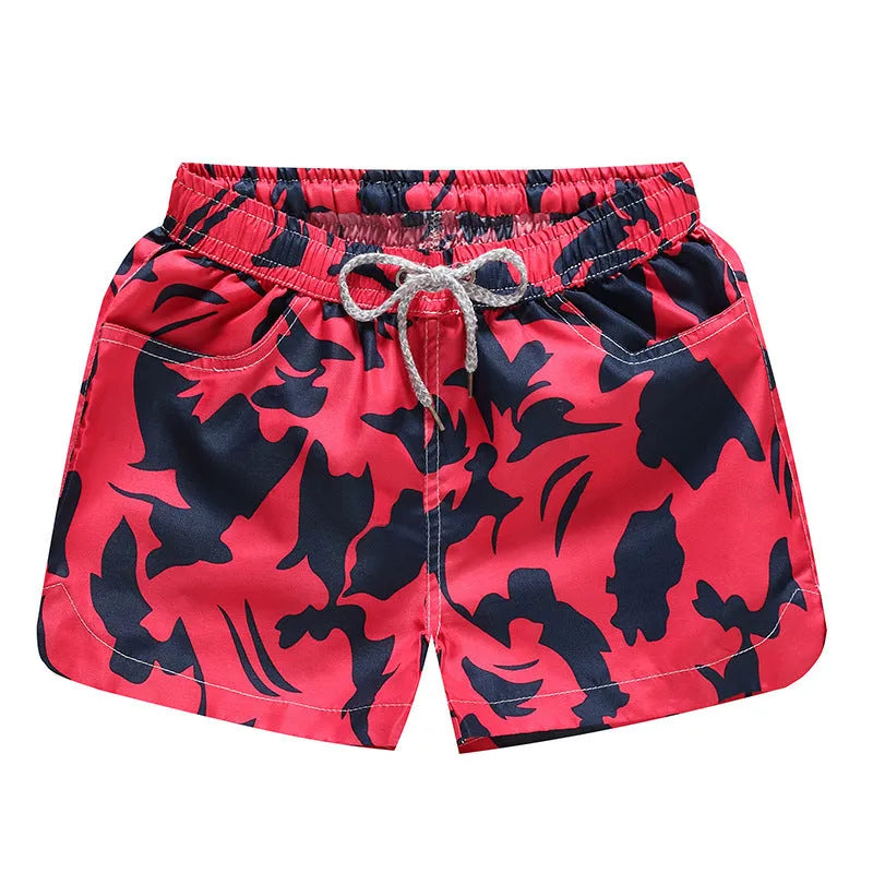 Men's loose five-point beach shorts in colourful feather print on thin cotton fabric