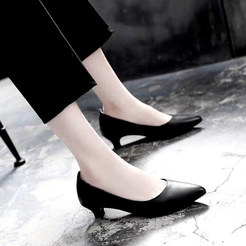 Women's wedding shoes with crystal decoration in silver and black colours with stiletto heels