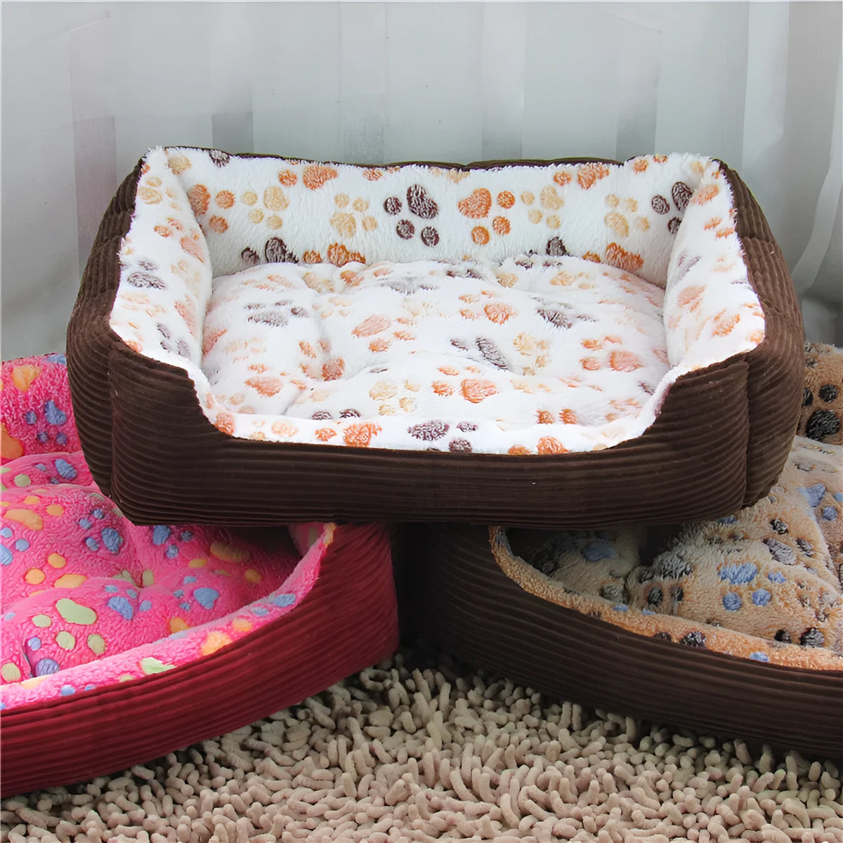 Flannel and corduroy pet nest for cats and dogs in brown, pink, or white, XXS size 45 x 31 x 15cm