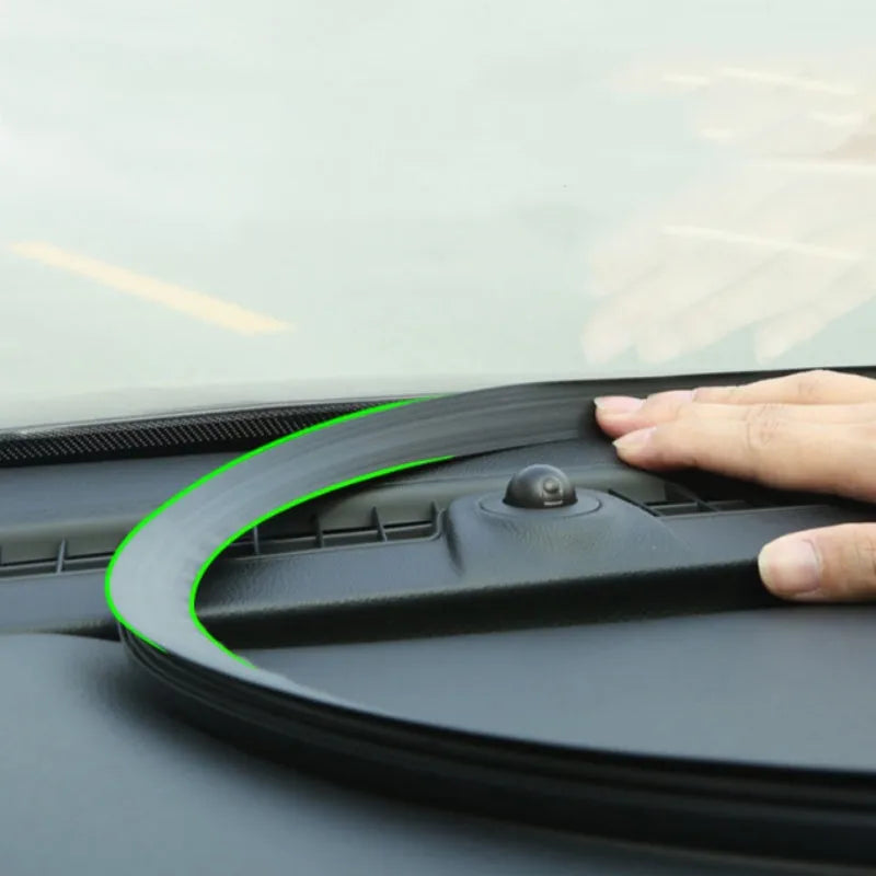 Silicone dashboard seal strip for Outlander car, showing length and double-sided card slots.