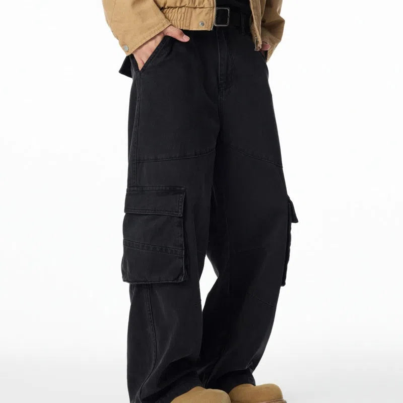 Loose straight-leg cotton cargo pants for men, charcoal gray, with multiple pockets and zipper fly