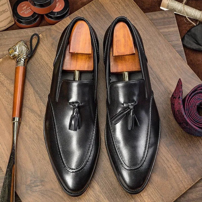 Men's business casual leather shoes with tassel detail, cowhide upper, black or brown, sizes 38-44