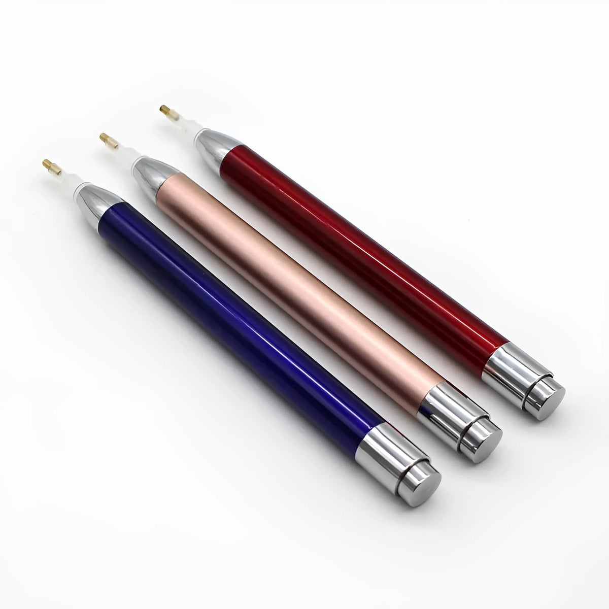 Luminous diamond painting drill pen in aluminium alloy with gold, red, or blue tip