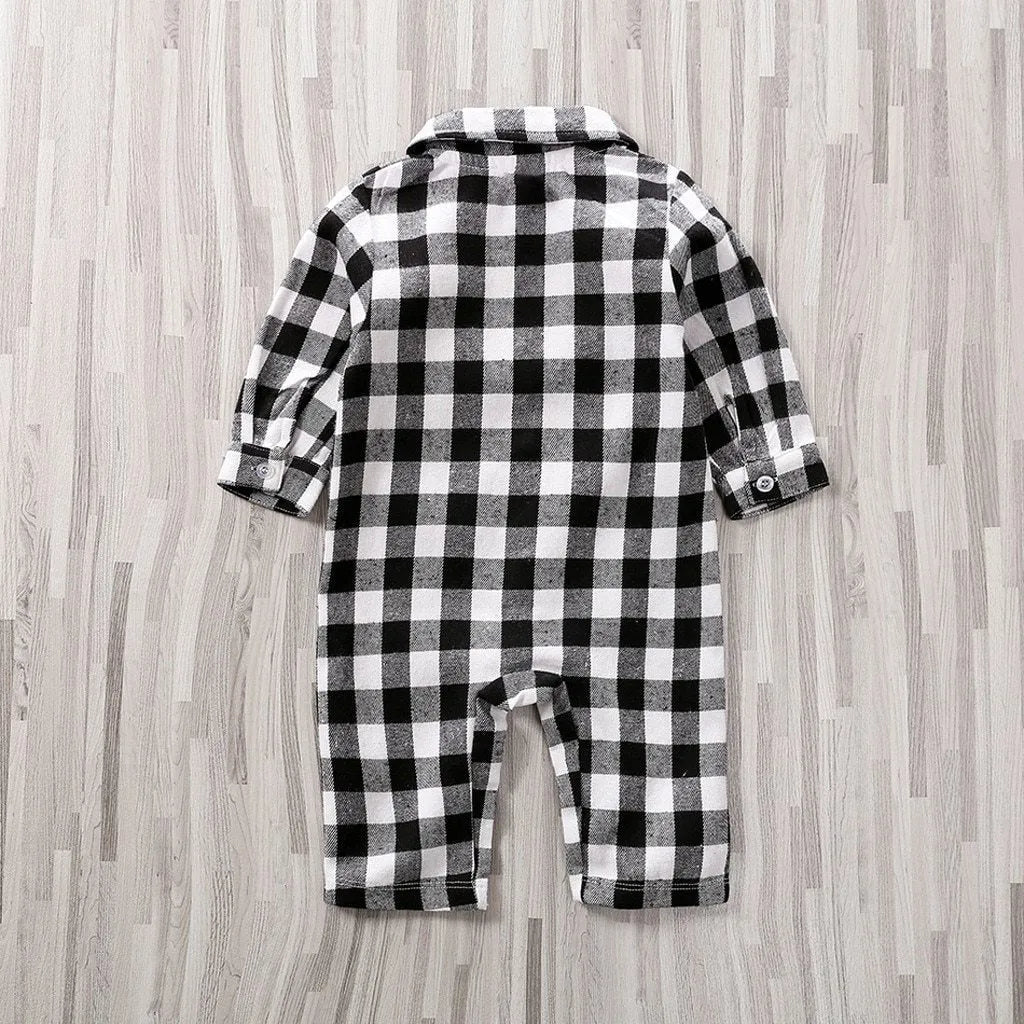 Baby striped plaid onesie jumpsuit for newborn in green colour with long sleeves