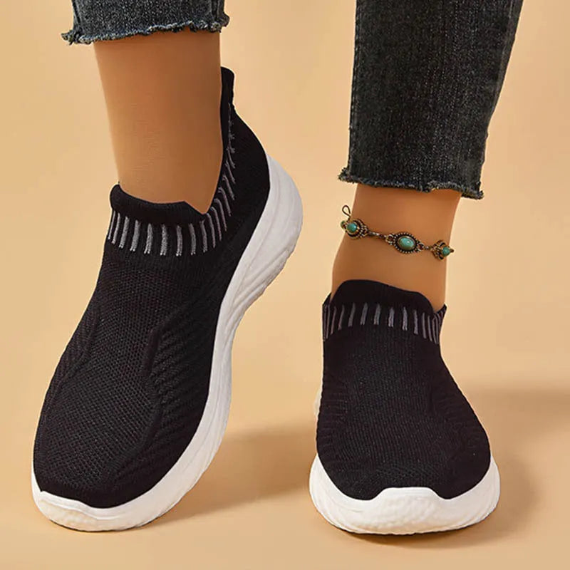 Women striped flat sneakers lightweight breathable slip on shoes PU outsole Black